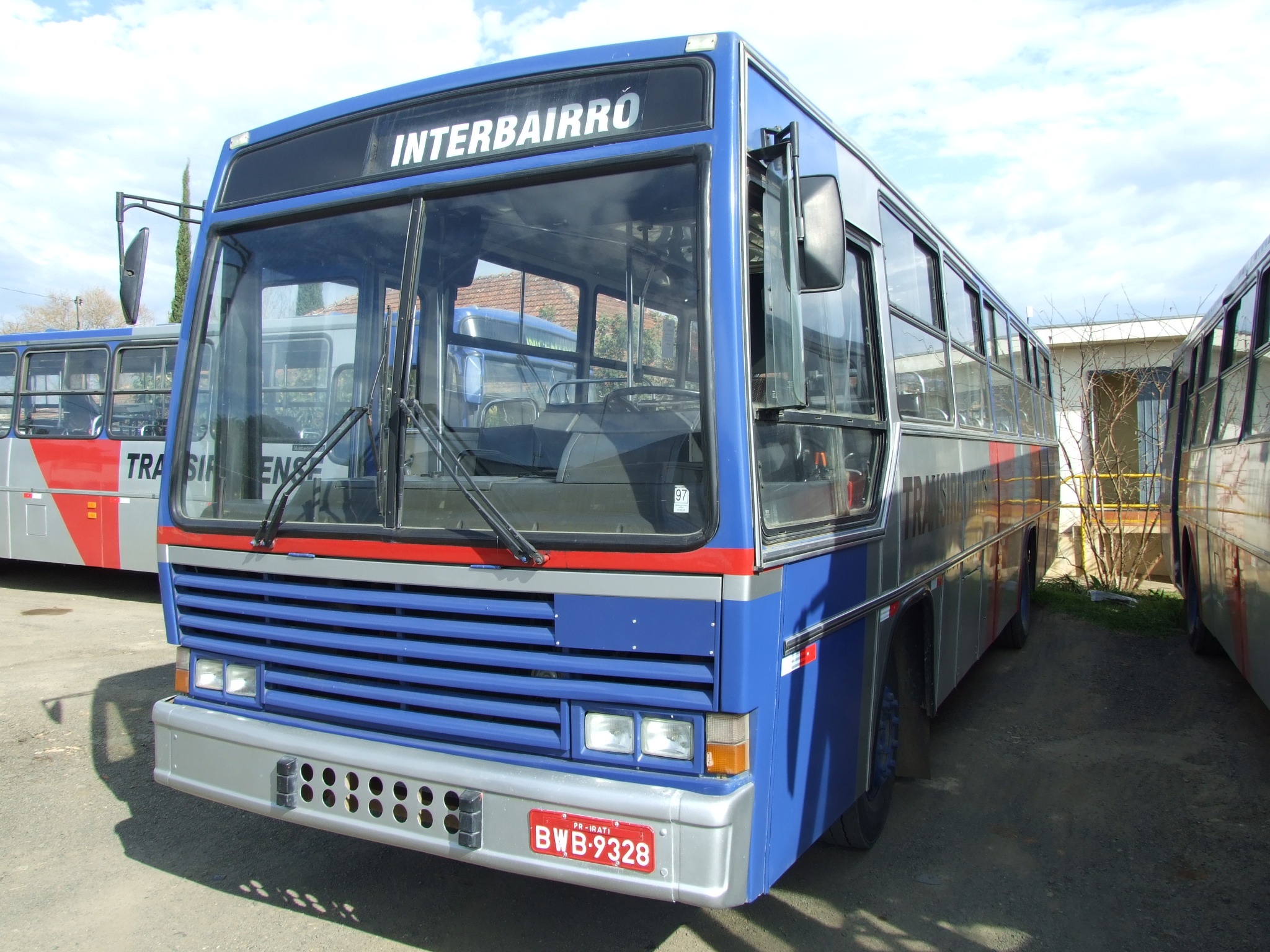 Onibus_a_venda (1)